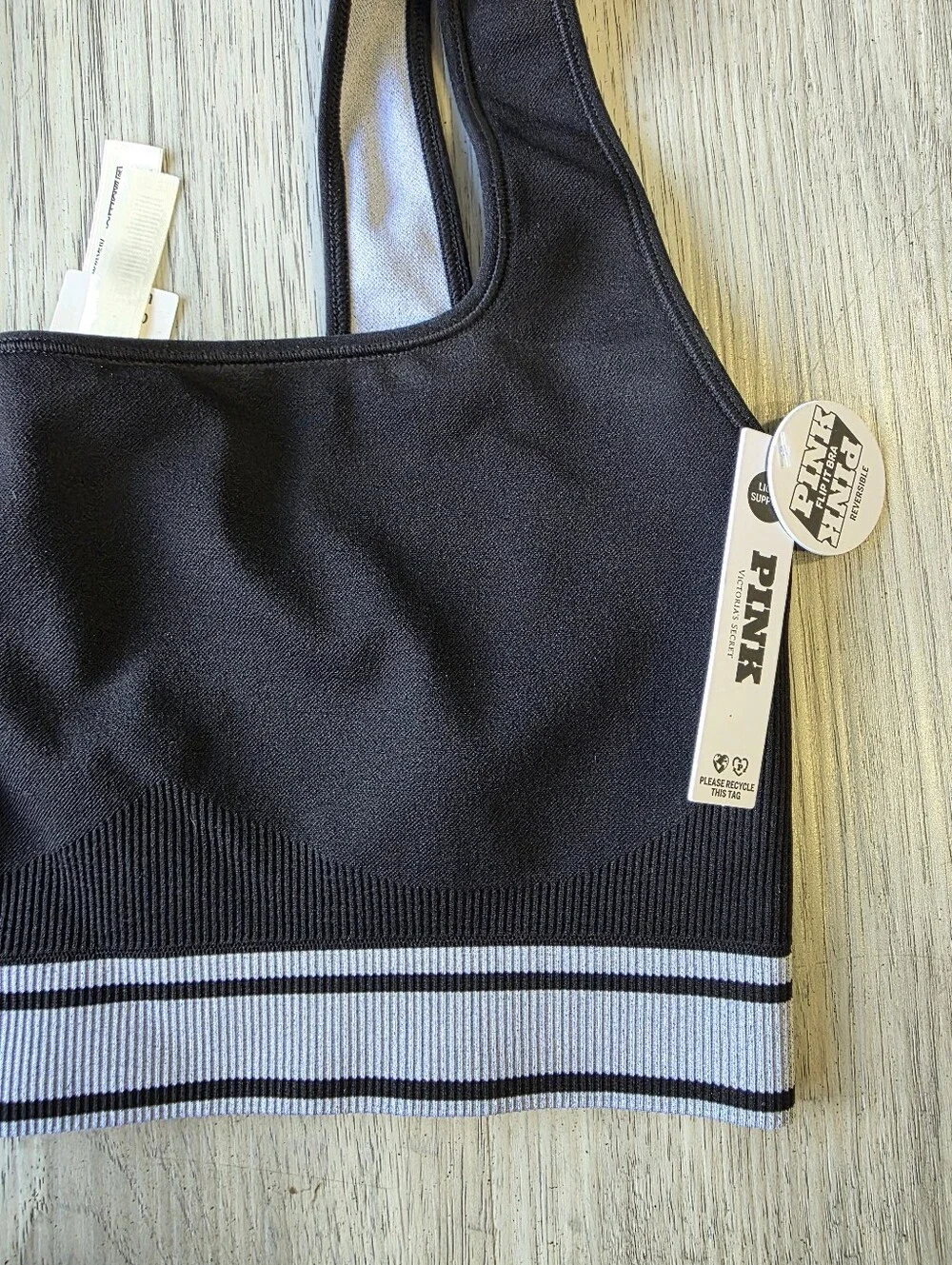Victoria’s Secret PINK Flip It Bra Reversible Sports Bra Black Gray M NWT